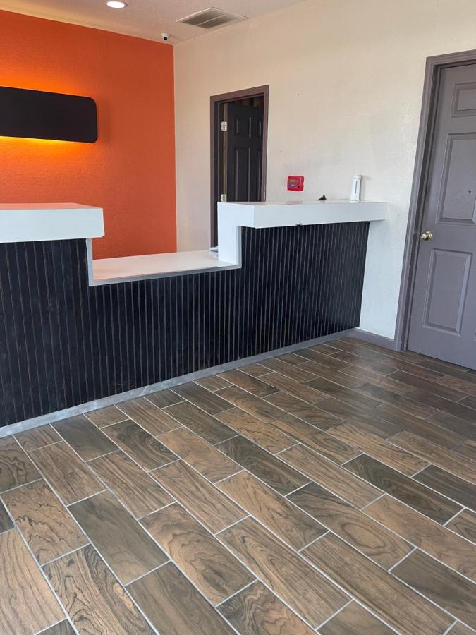 Relax Inn & Suites Mattoon Esterno foto