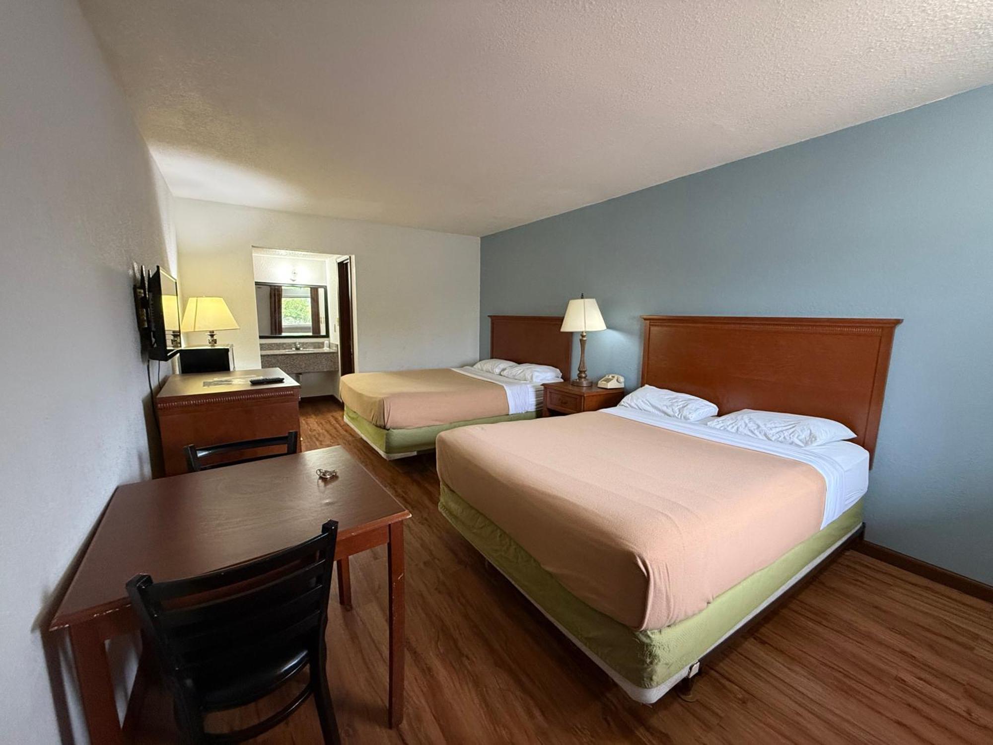 Relax Inn & Suites Mattoon Esterno foto